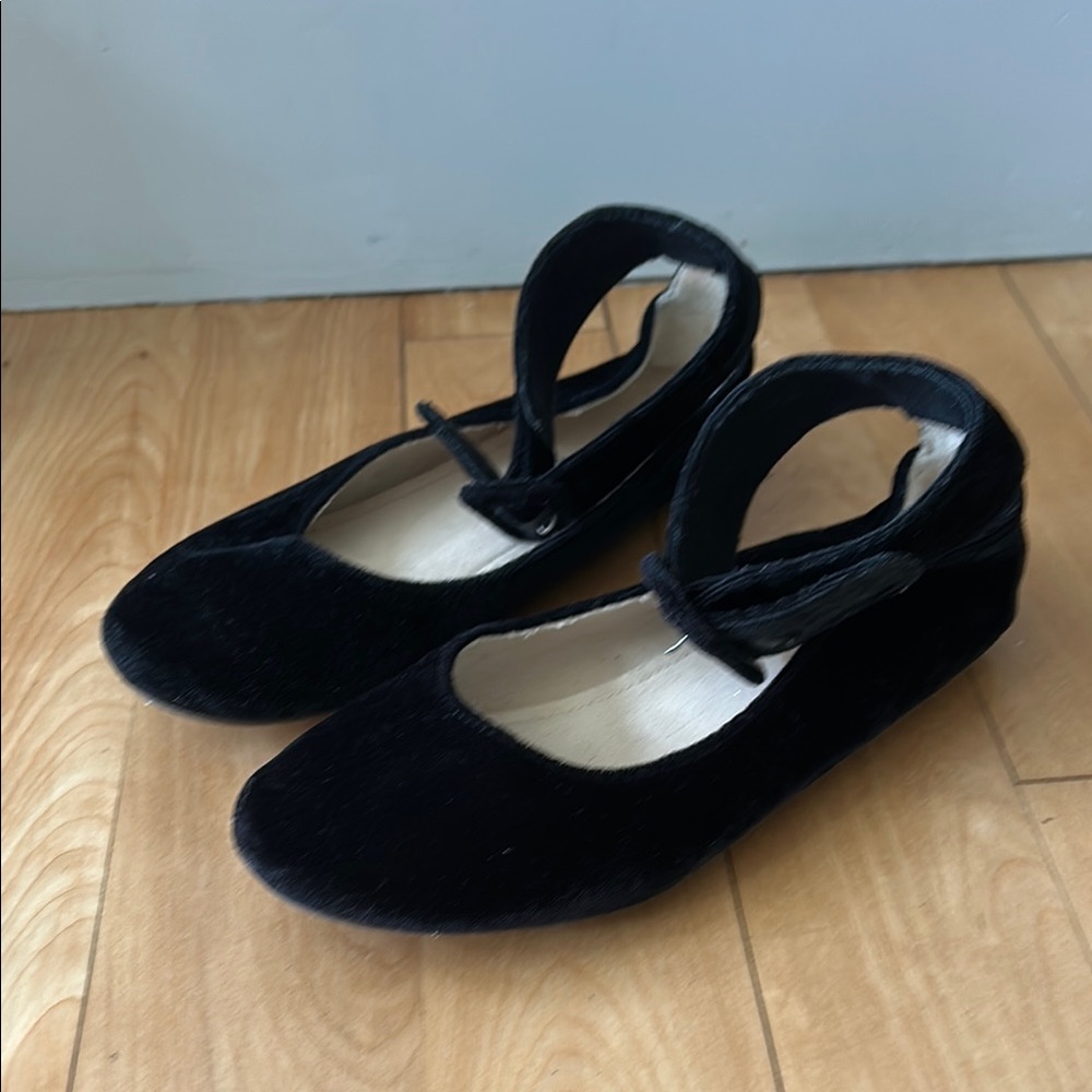 GAP Black Velvet Mary Jane Shoes
